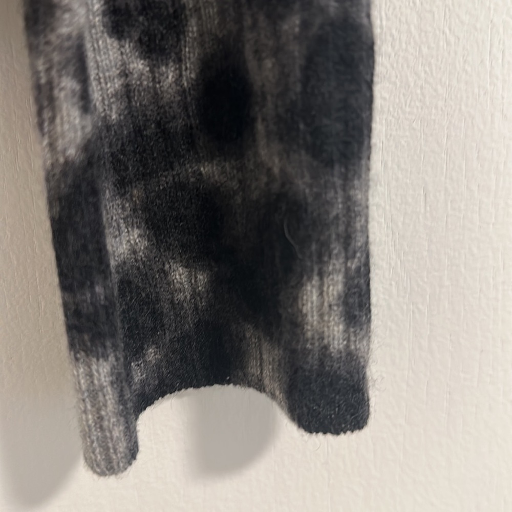 100% Cashmere Leopard Print Button Down Sweater - image 3